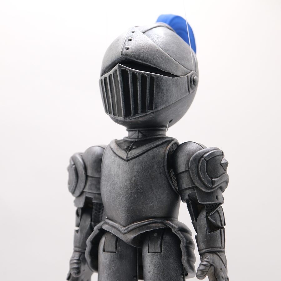 Chevalier ArtiFils peint façon armure grise