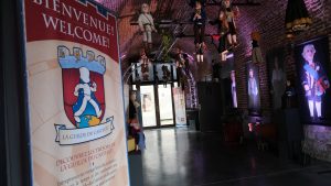 Exposition La Guilde du Castelet — scénographie de marionnettes du monde (photo 1)