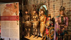 Exposition La Guilde du Castelet — scénographie de marionnettes du monde (photo 7)